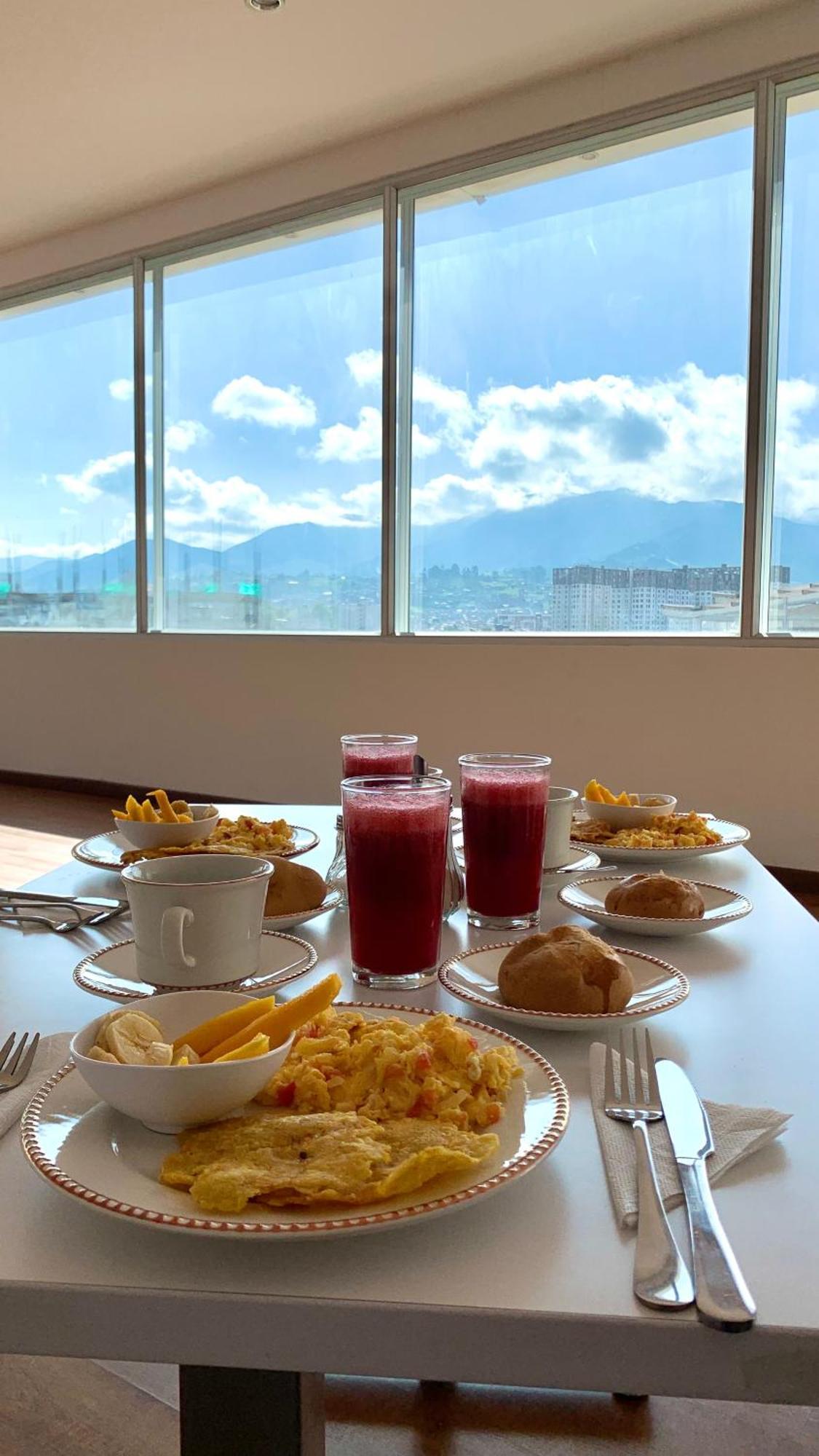 Hotel Home Pasto Luaran gambar